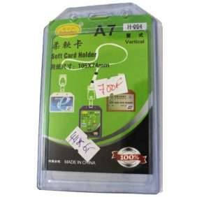 BADGE PLASTIQUE T-015V