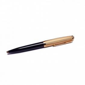 Parker Stylo bille 51 Deluxe Noir GT